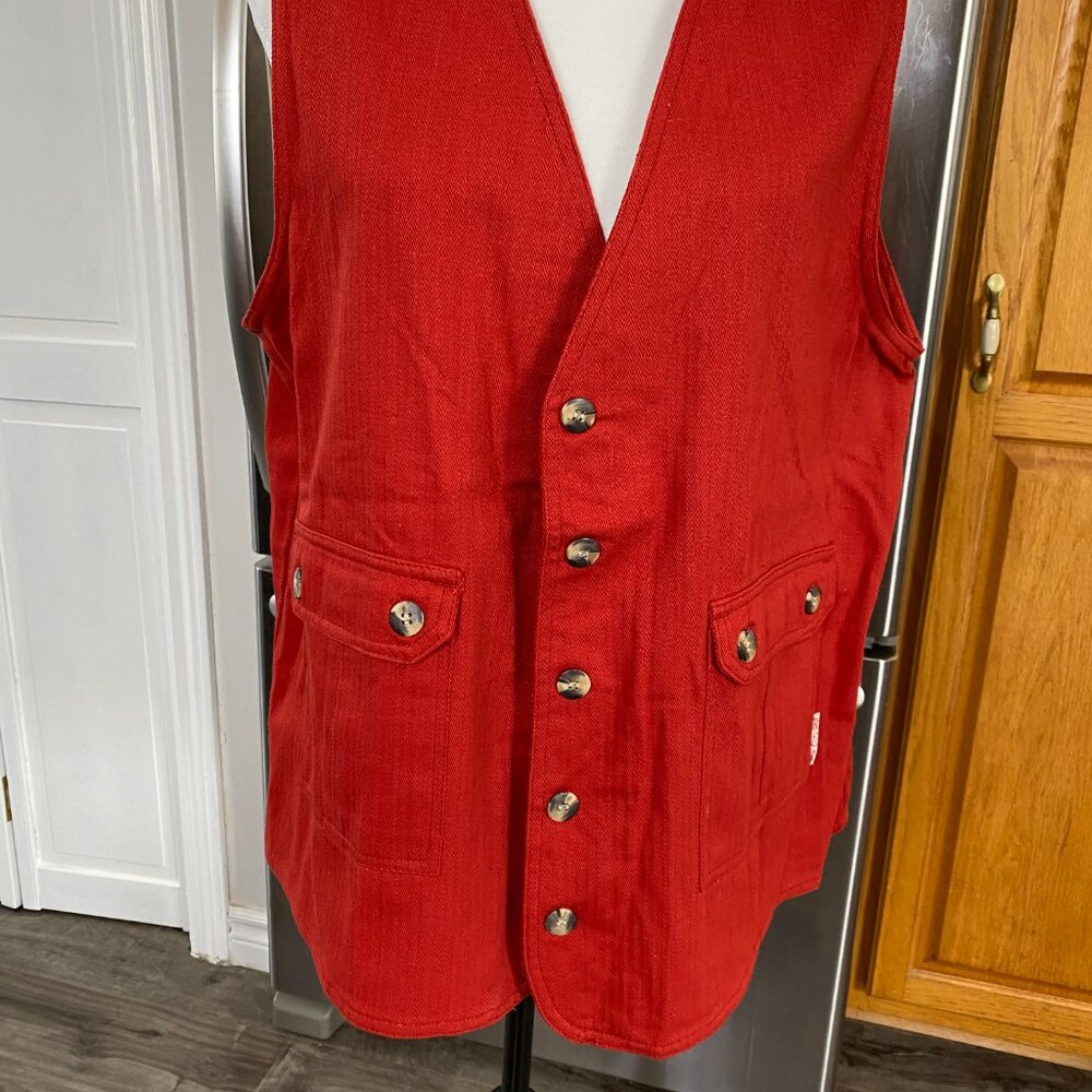 R & R Vest - Picture 2 of 11